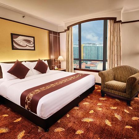 Mardhiyyah Hotel And Suites Shah Alam Dış mekan fotoğraf Deluxe Room