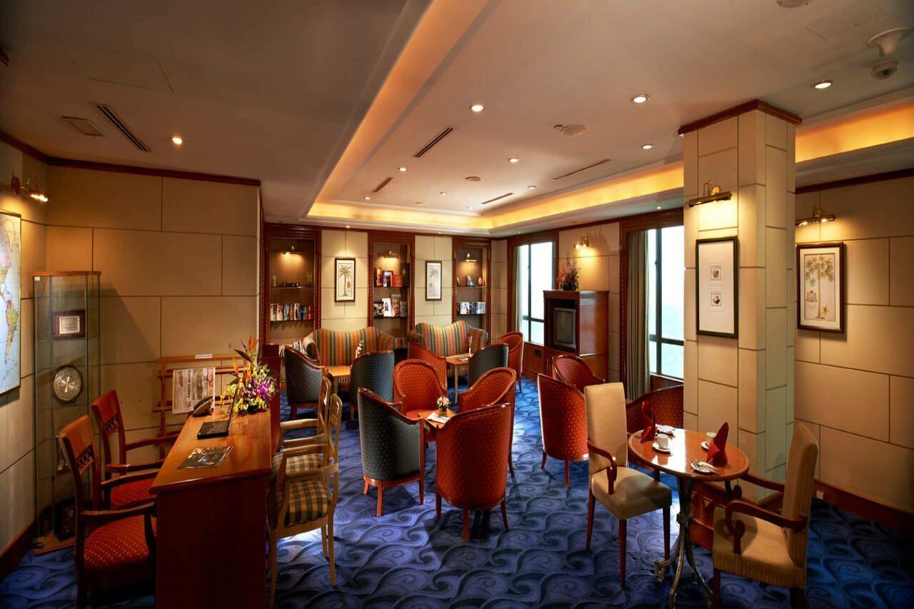 Mardhiyyah Hotel And Suites Shah Alam Dış mekan fotoğraf The Royal Orchid Lounge at Suvarnabhumi Airport