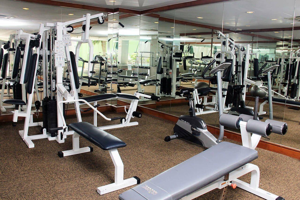 Mardhiyyah Hotel And Suites Shah Alam Dış mekan fotoğraf A typical gym