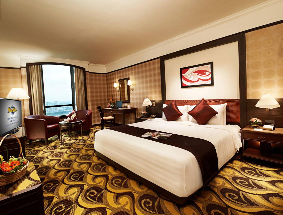 Mardhiyyah Hotel And Suites Shah Alam Dış mekan fotoğraf Deluxe Suite
