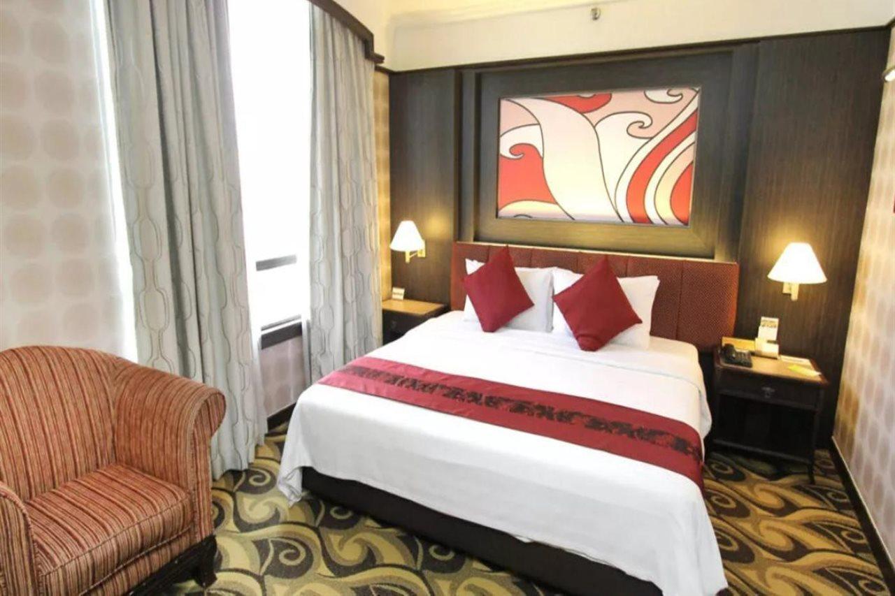 Mardhiyyah Hotel And Suites Shah Alam Dış mekan fotoğraf Deluxe Room