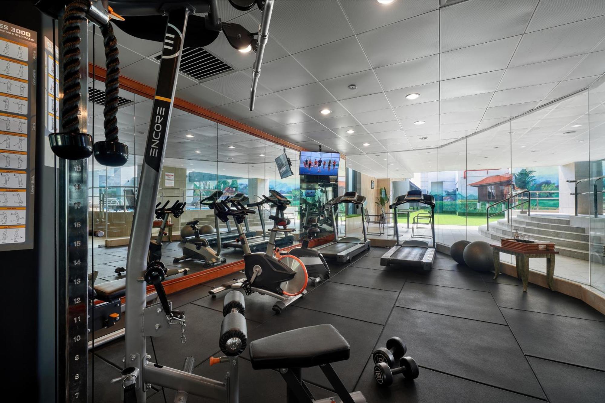 Mardhiyyah Hotel And Suites Shah Alam Dış mekan fotoğraf The gym at the hotel