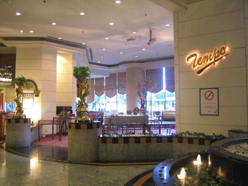 Mardhiyyah Hotel And Suites Shah Alam Dış mekan fotoğraf The lobby of the hotel